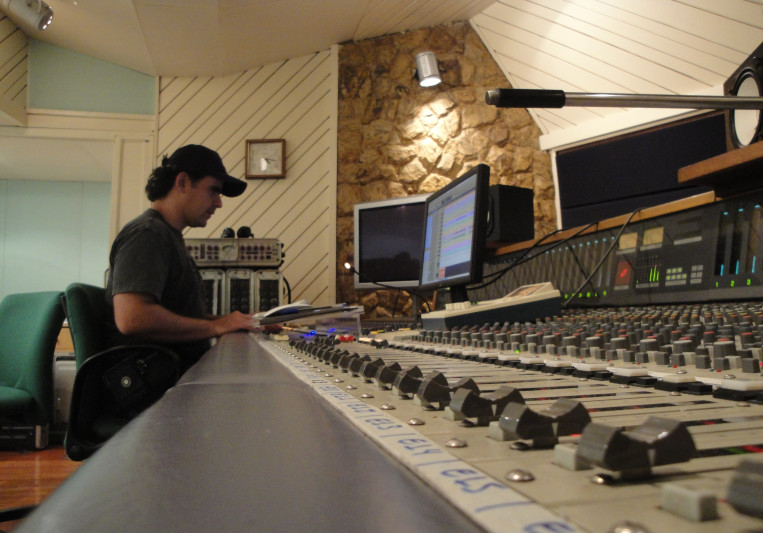 Renato Borba on SoundBetter