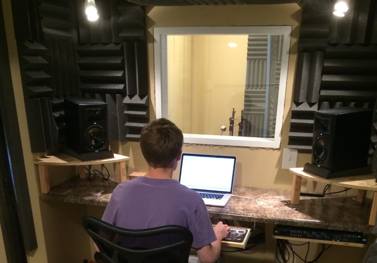 Red Root Productions on SoundBetter