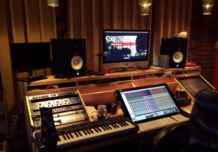 Javier Alfaro on SoundBetter