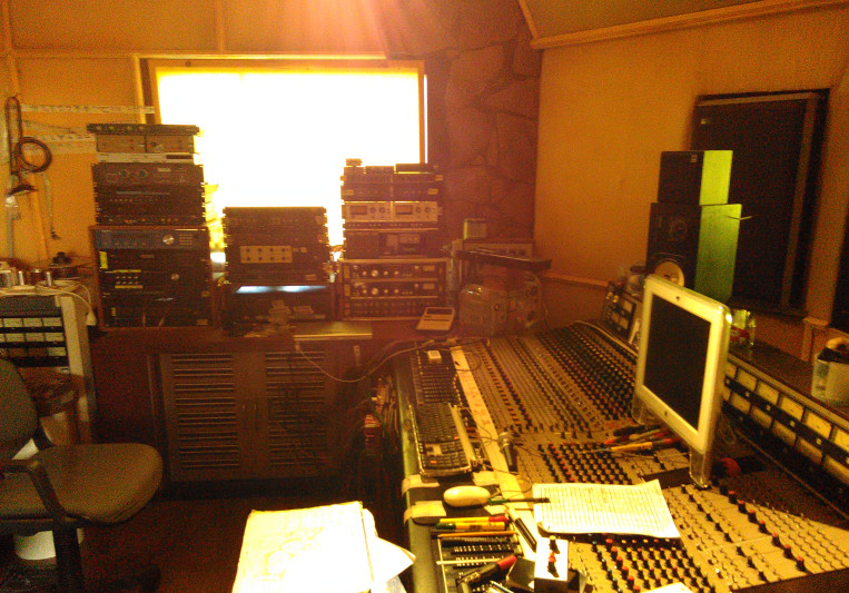 Monopattino Recording Studios on SoundBetter