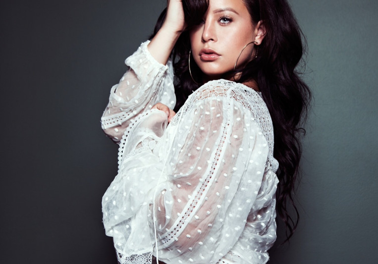 Jenn Em on SoundBetter