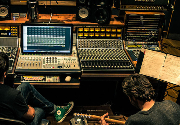 Christian Cummings on SoundBetter