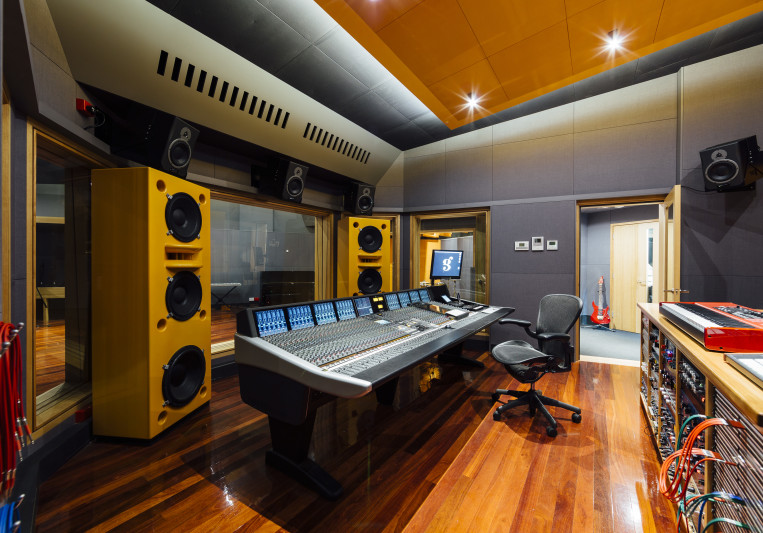 Ginger Recording Studios on SoundBetter