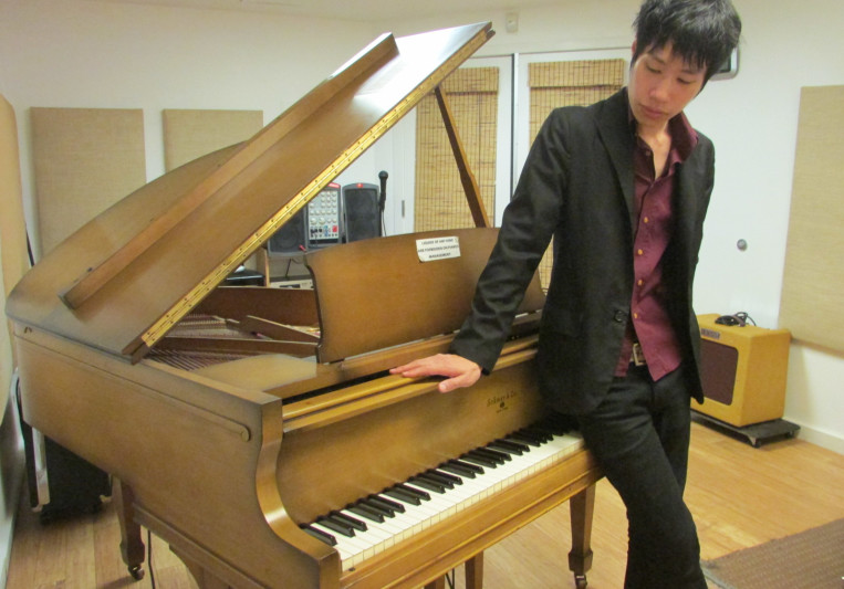 Naoto Fukuoka on SoundBetter