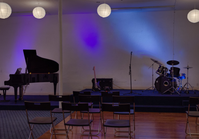 Thievery Studios on SoundBetter