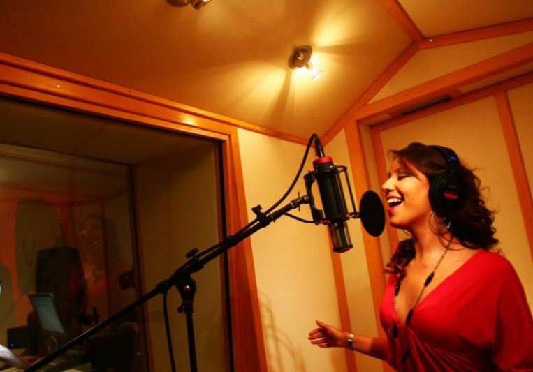 Sandia Sound Studio on SoundBetter