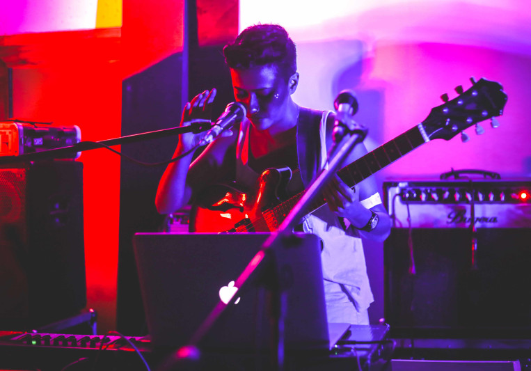 Mama Kitty on SoundBetter