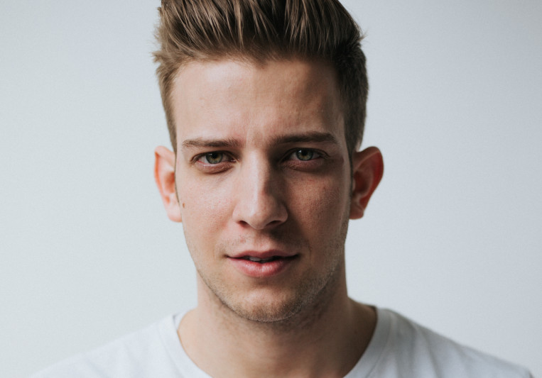 Adam Turley on SoundBetter