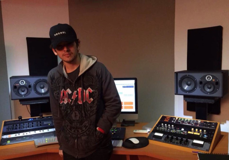 Voxhel on SoundBetter