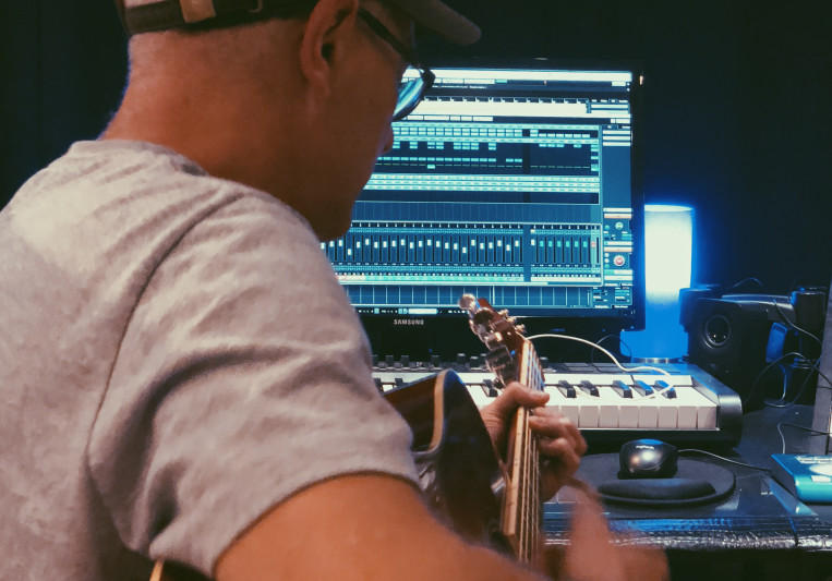 Steph Sarrazin on SoundBetter