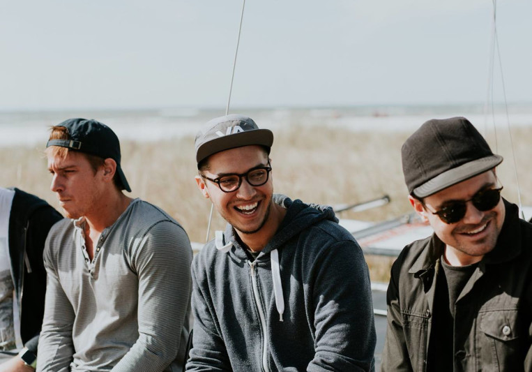 Fellow Wave on SoundBetter