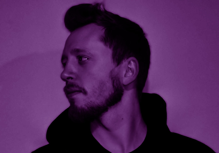 Isotonez on SoundBetter