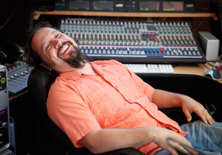 Smilin' James Heyser on SoundBetter