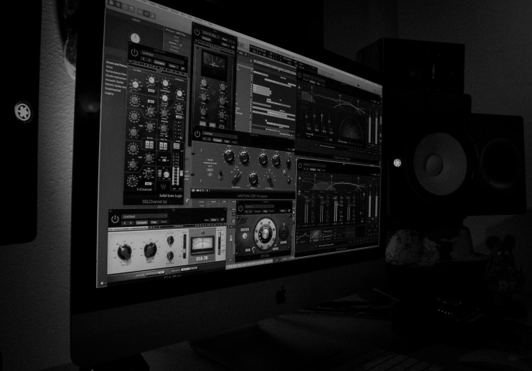 Virgil's Sound Den on SoundBetter