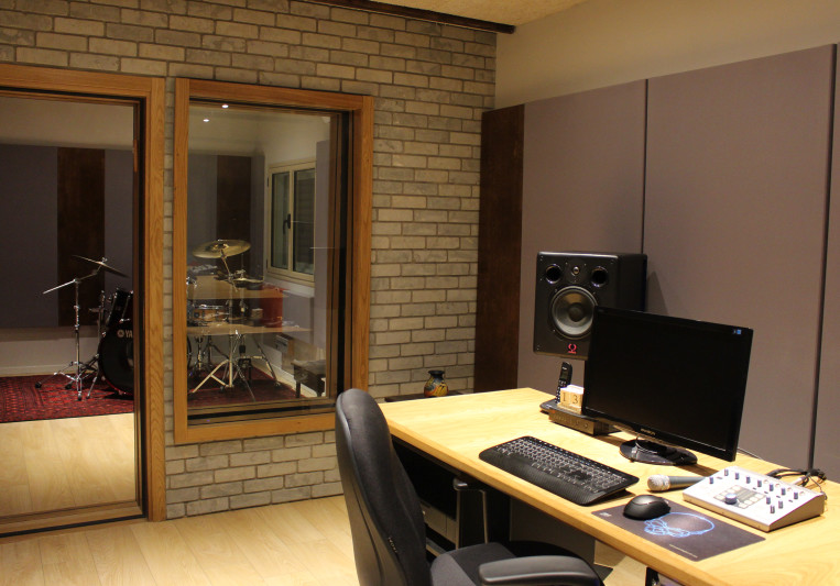 Shiffo Recording Studio on SoundBetter