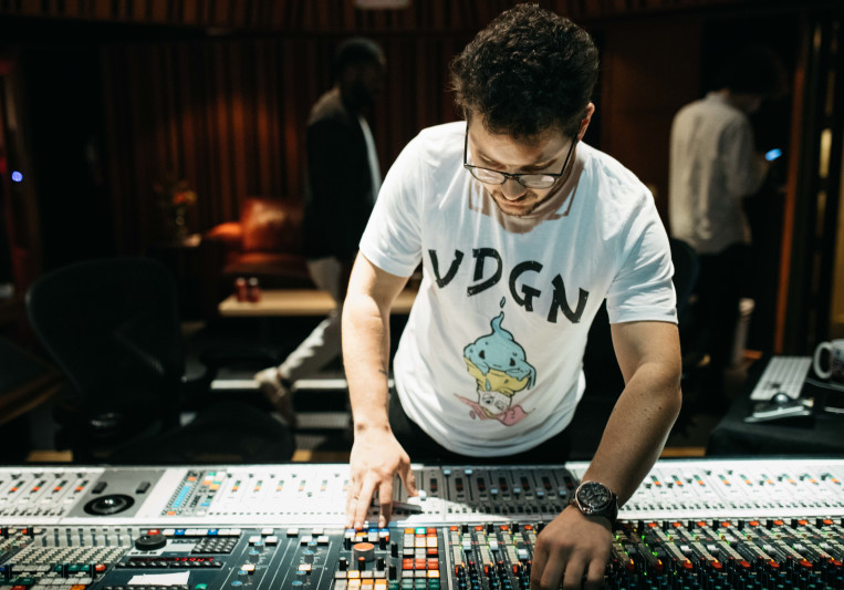 Pedro Calloni on SoundBetter