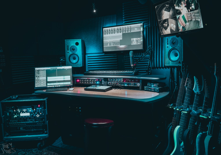 Old School Studios on SoundBetter