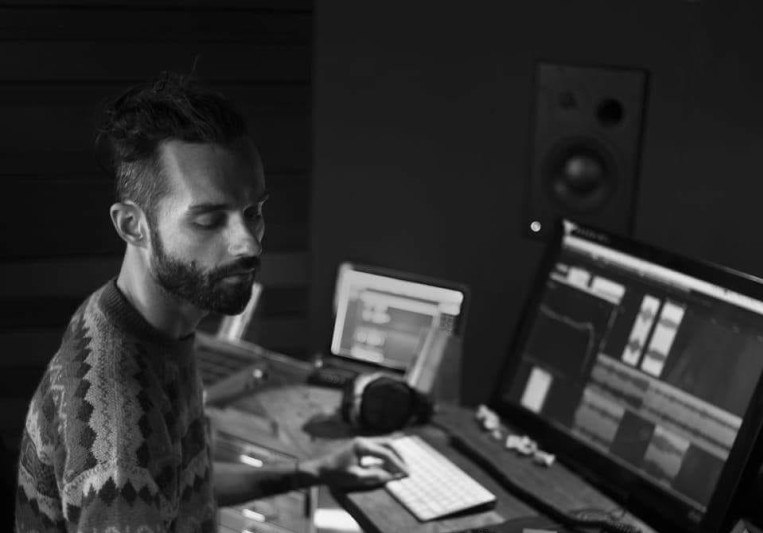 Bliz Nochi studio Gängeviertel on SoundBetter