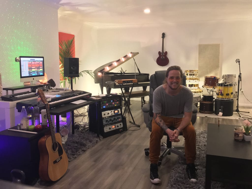 Caleb Schultz - Music Producer / Singer - Los Angeles | SoundBetter