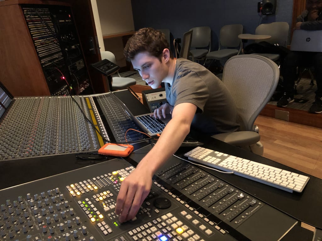 Mixing Engineer Rapper CJ Shallow - Rap & R&B Mix Engineer - New York | SoundBetter