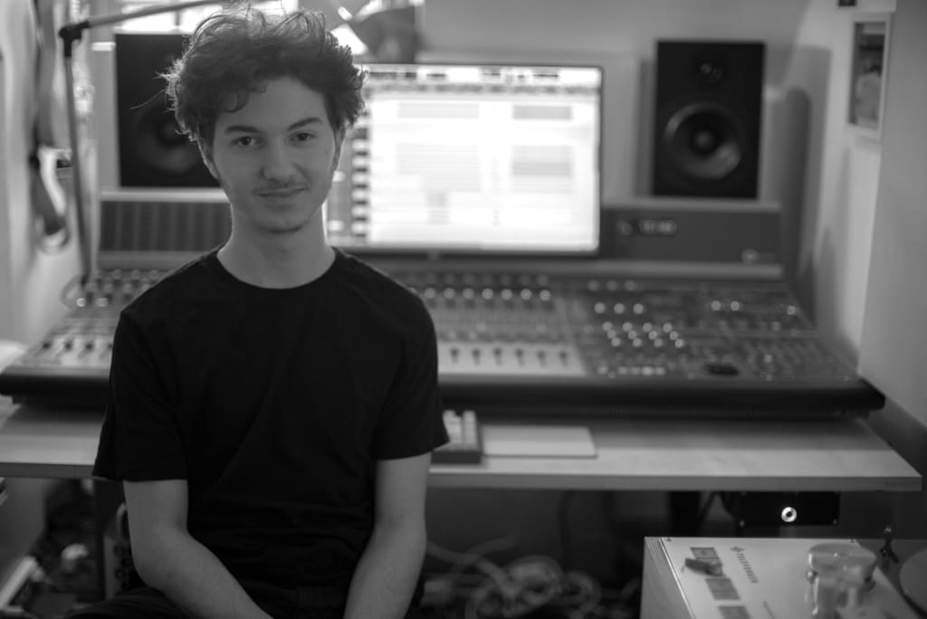 Vincentbit Vincent @ Binary Pleasures - Pro Mixing for Indie Artists - Germany ...