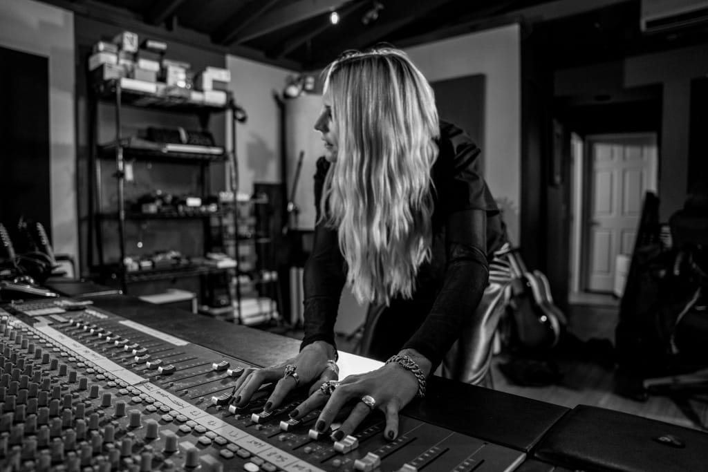 Essjay Productions ESJAY JONES - PRODUCER. SONGWRITER. - Los Angeles | SoundBetter