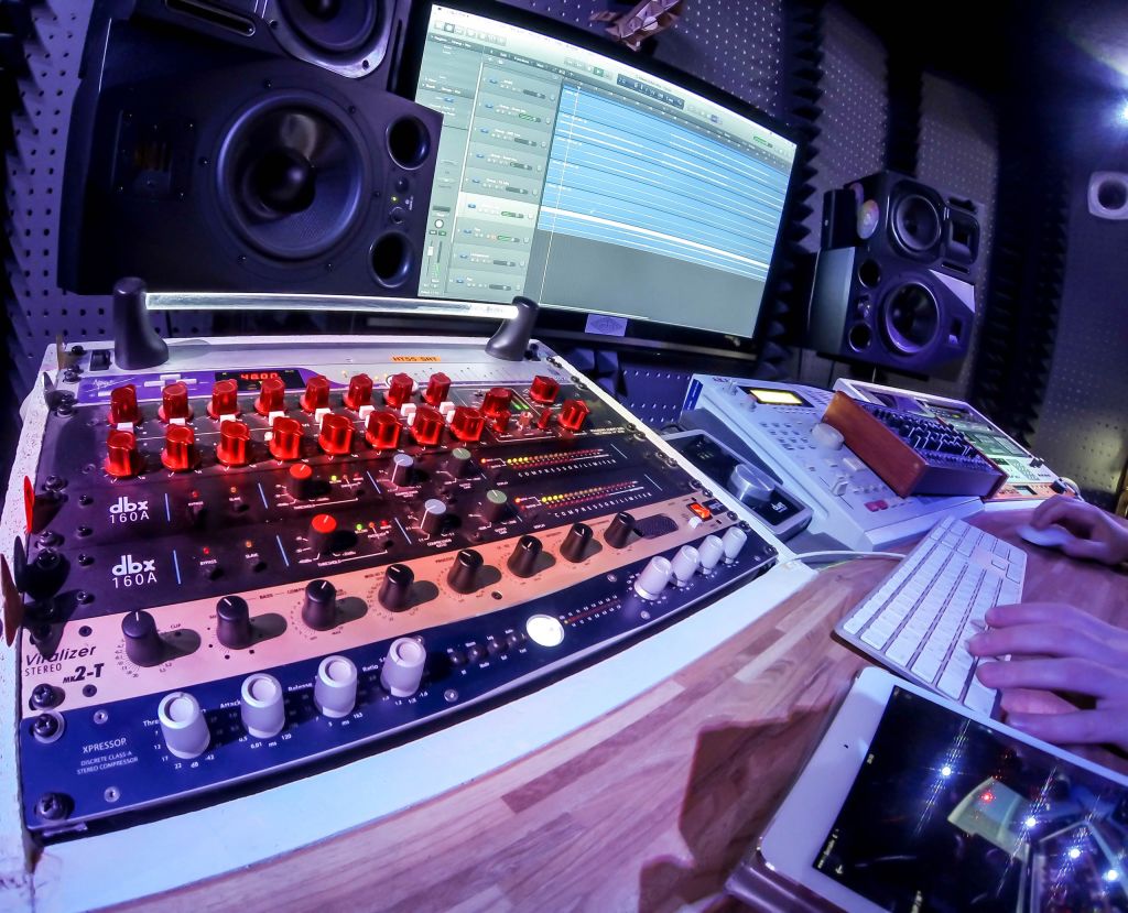 Pavel Ivlev - Online mixing & Mastering - St Petersburg | SoundBetter