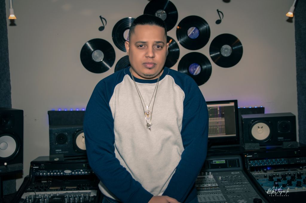 Mixby Pikine Multi Platinum Mix Engineer New York Soundbetter Audio terrorist — october (sefi carmel september mix) 04:02. soundbetter