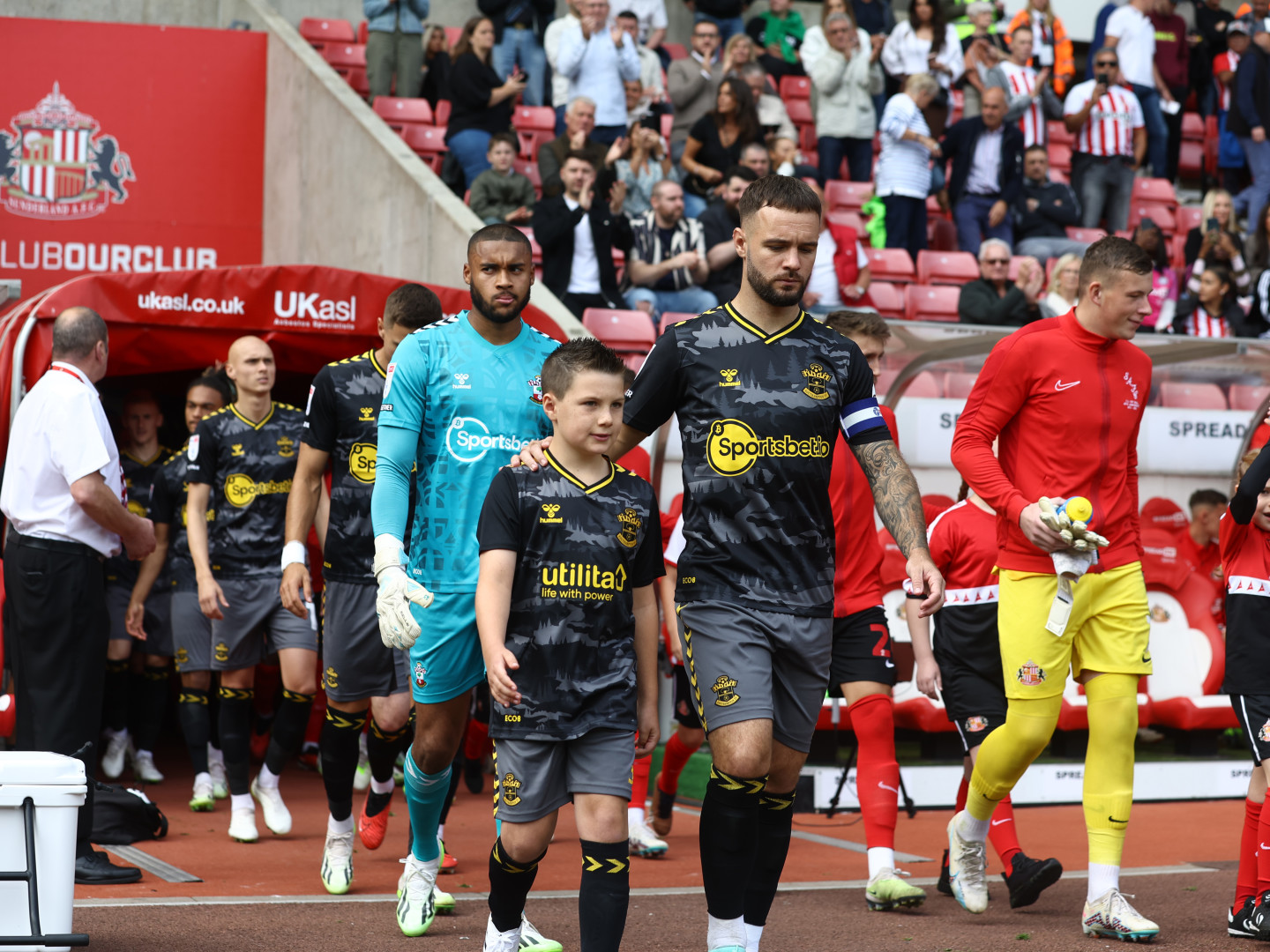 2023-24/Matchdays/20230902 Sunderland vs Southampton/MW_Sunderland_Southampton_040_n92h1i