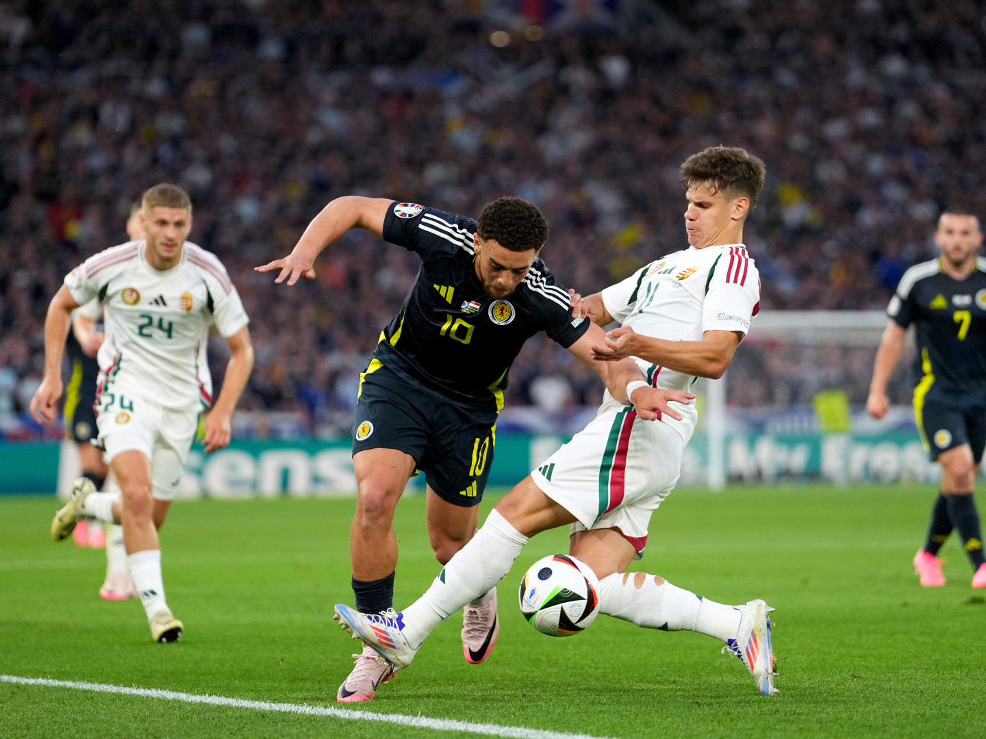 2023-24/Other/International/GettyImages-2158889563_f3oogg