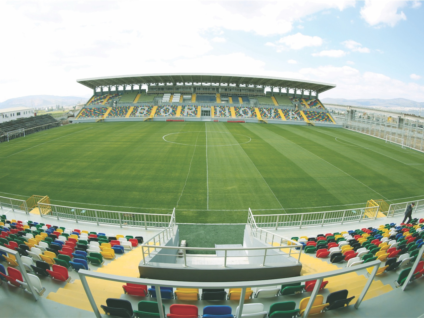2023-24/Other/Stadiums/Bornova_Stadium_picture_hq1xpo