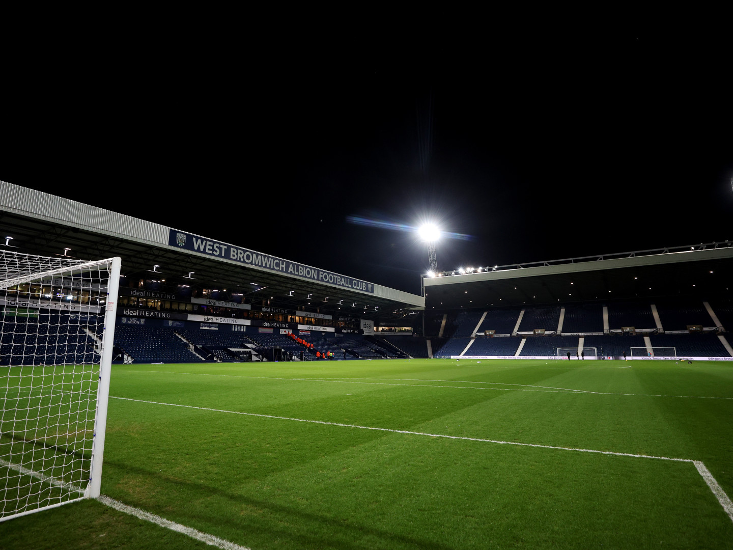 2023-24/Other/Stadiums/West_Brom_Hawthorns_Night_fv4mc8
