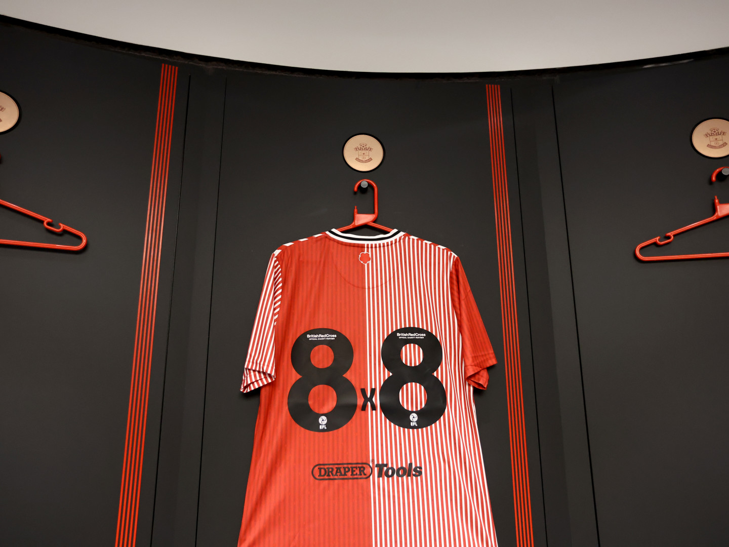 2023-24/Partnerships/8x8/20240122_8v8Partnerships_008_irlrdl