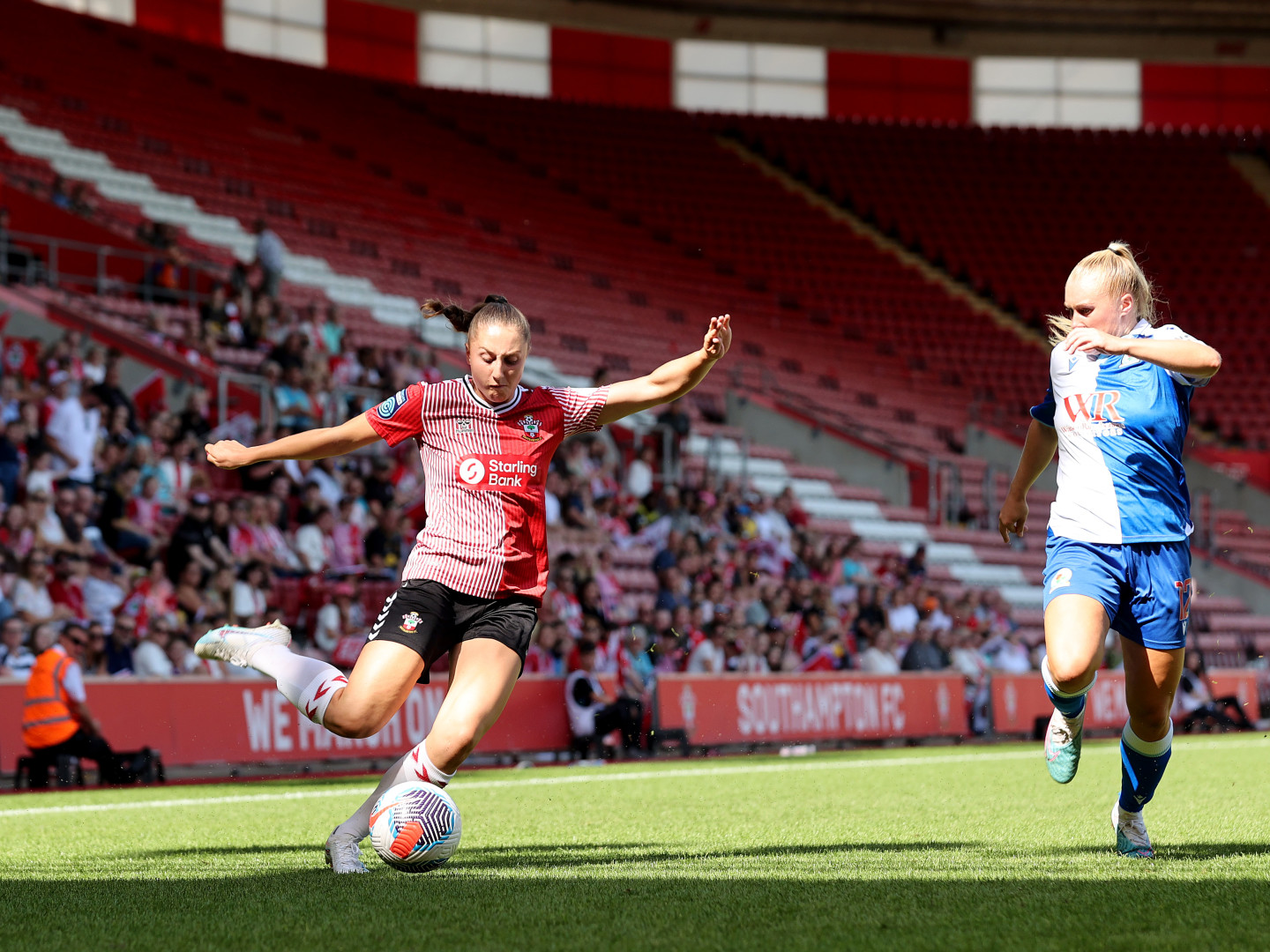 2023-24/Women's Team/Barclays Women's Championship/Blackburn (H)/Gallery/IF_SouthamptonW_Blackburn_054_oua3it