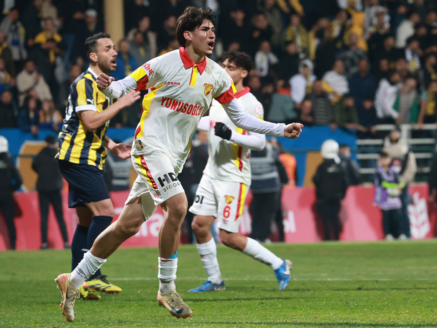 2024-25/Other/Miscellaneous/GZTP8940_m8rgx4