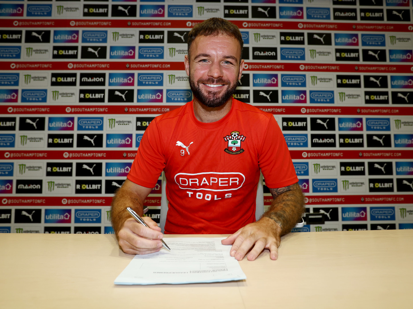 2024-25/Signings/Adam Armstrong/20240718_AdamArmstrong_004_gbebw0