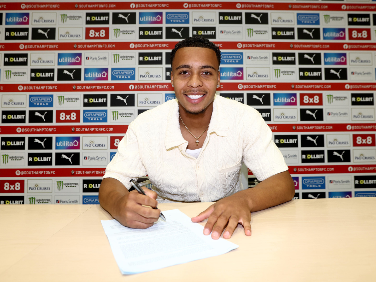 2024-25/Signings/Cameron Archer/20240816_CameronArcher_002_y071hx