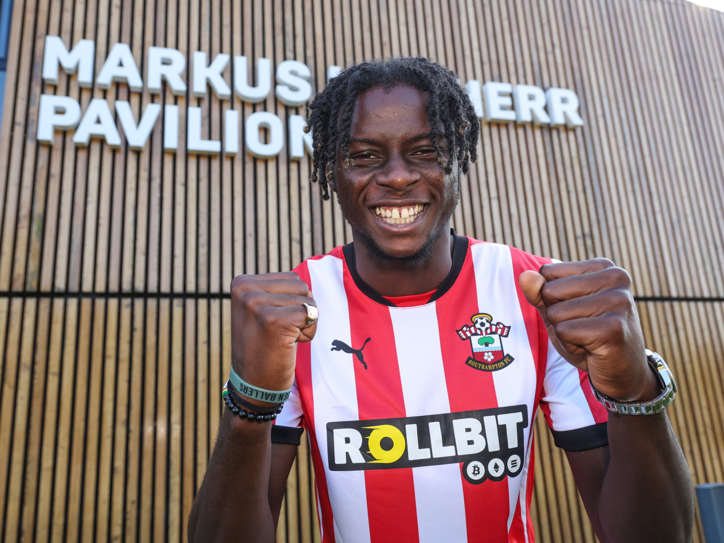 2024-25/Signings/Lesley Ugochukwu/Lesley_Ugochukwu_Signing0050A_puj2sk