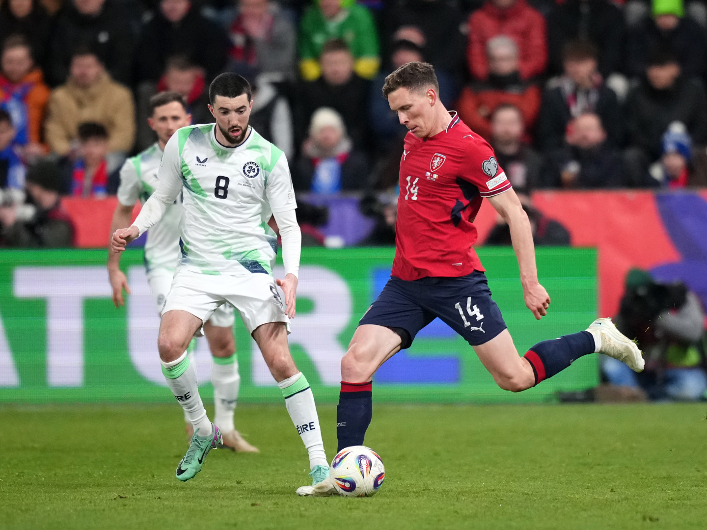 2025-26/International/Finn_Azaz_Czech_Republic_yhsxcx