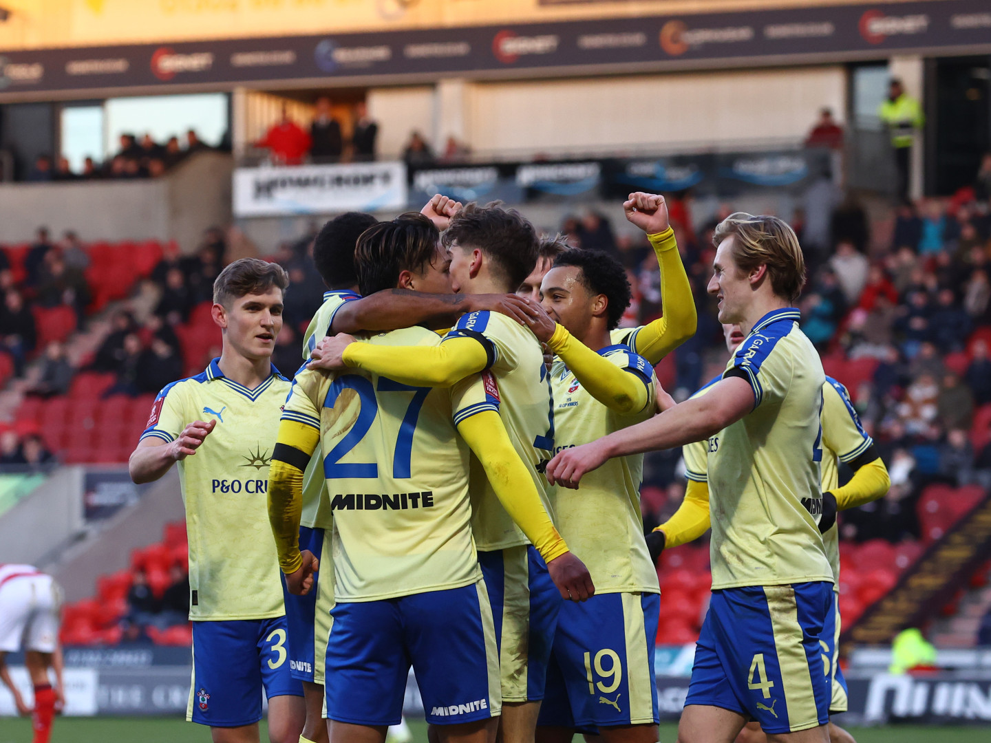 2025-26/Matchdays/20260110 Doncaster vs Southampton/MW_Doncaster_Southampton_FACup_138_zaepjz