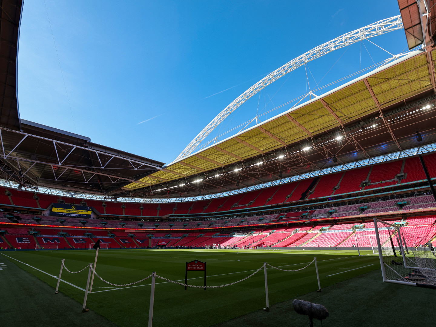 2025-26/Miscellaneous/CM_Southampton_v_Manchester_City_FA_Cup_semi-final_001_bbwrur