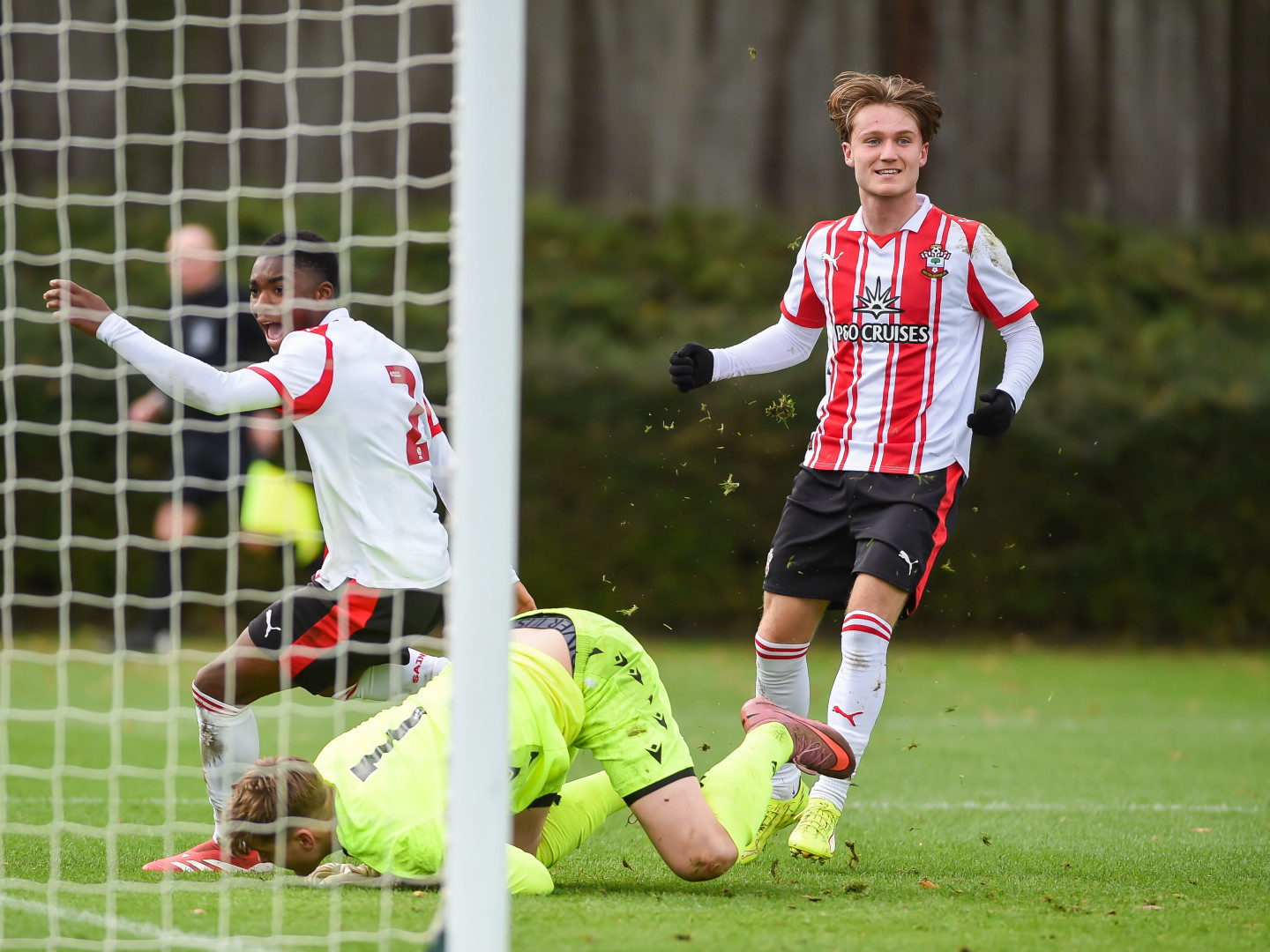 2025-26/U18s/Matchdays/20251206 Southampton U18 vs Reading U18/20251206_SouthamptonU18_ReadingU18_038_j9lbfk