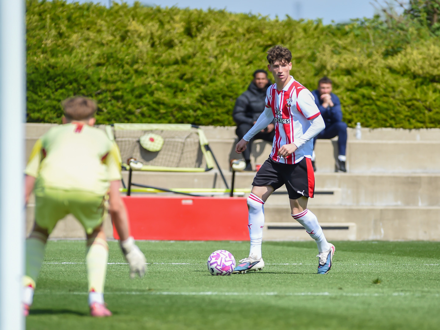 2025-26/U18s/Matchdays/20260428 Southampton vs Aston Villa/D4S_9302_ibl66k