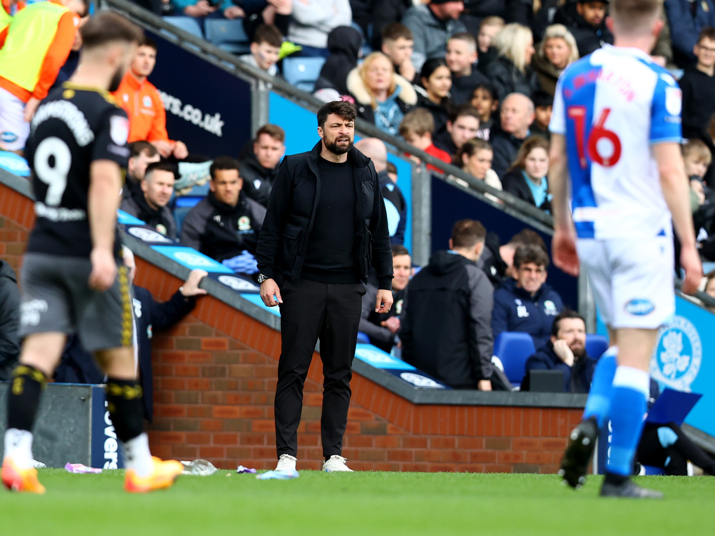 Live Matchday Images/2023-24/20240406 Blackburn vs Southampton/AY5I0309_7bec8c9c-62a6-4c62-a74c-166fed22cad4_20240406044156_gs2e7c