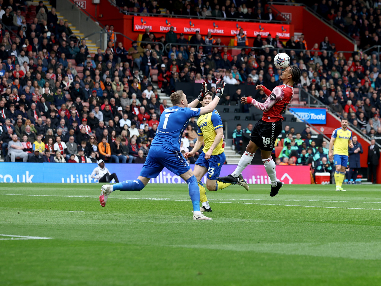 Live Matchday Images/2023-24/20240427 Southampton vs Stoke/106A2223_e5747ee0-f001-46ca-91a2-ba290fe917a9_20240427033421_nyqqbt