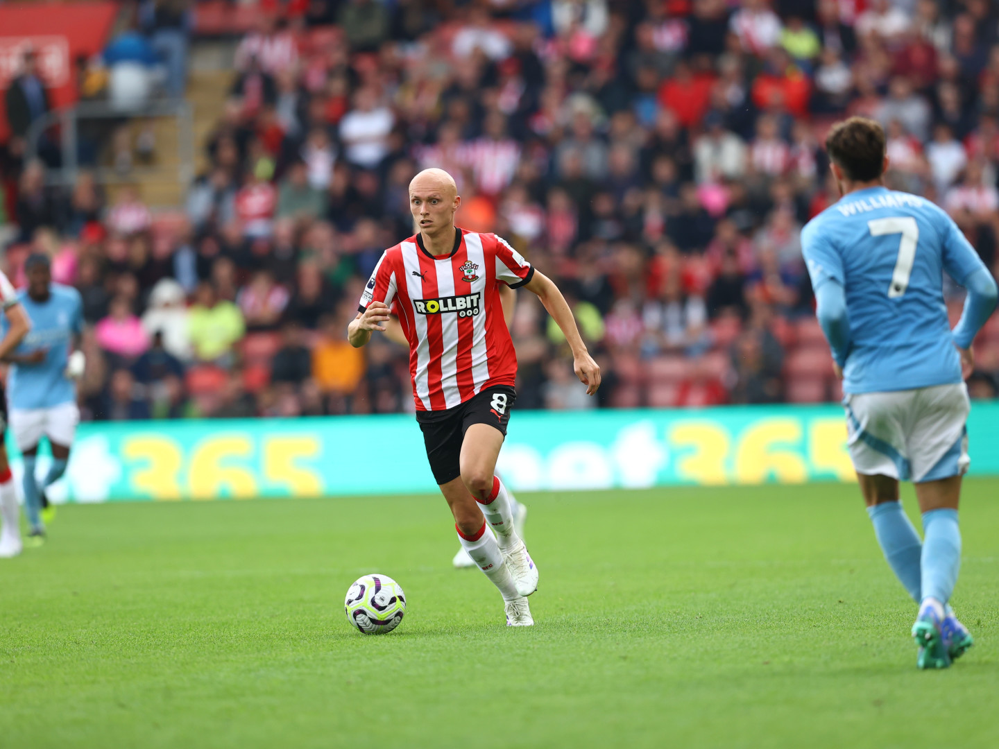 Live Matchday Images/2024-25/20240824 Southampton vs Nottingham Forest/AY5I0412_m5eqos