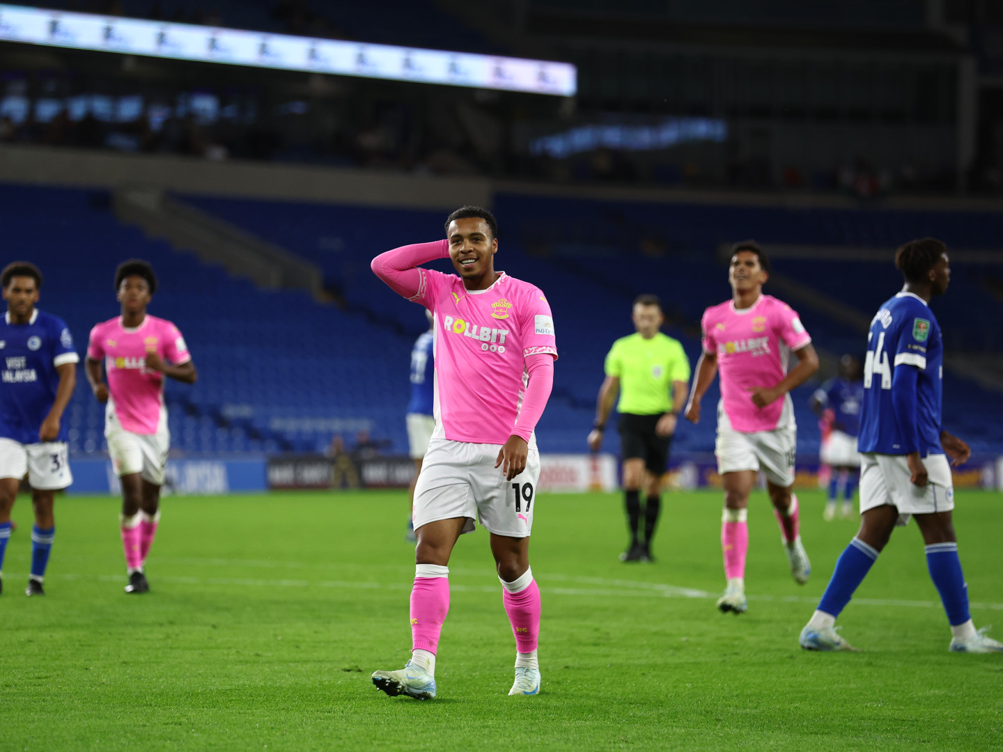 Live Matchday Images/2024-25/20240828 Cardiff vs Southampton | Carabao Cup/106A2171_rvuduz