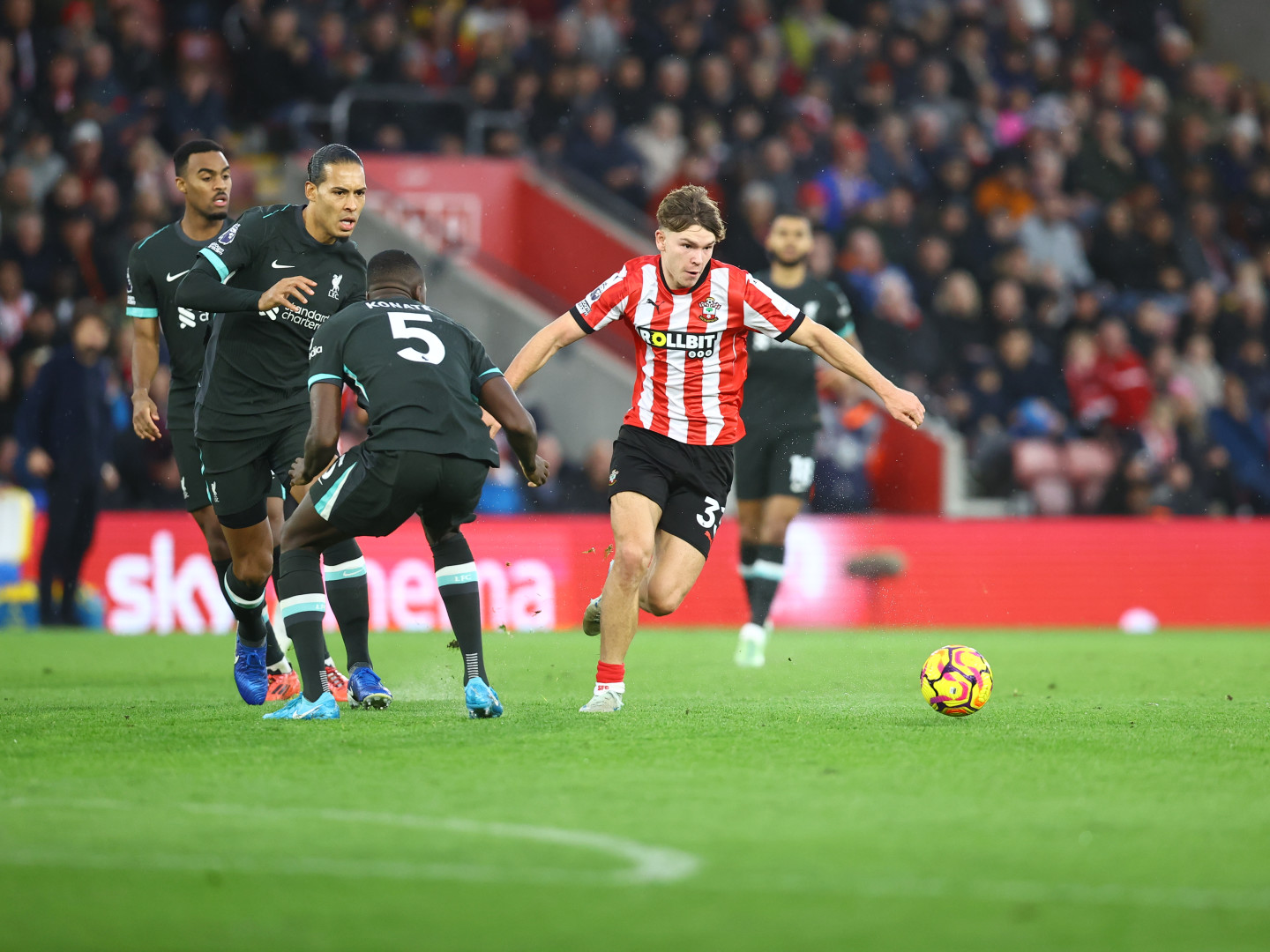 Live Matchday Images/2024-25/20241124 Southampton vs Liverpool/AY5I9496_cnrphr