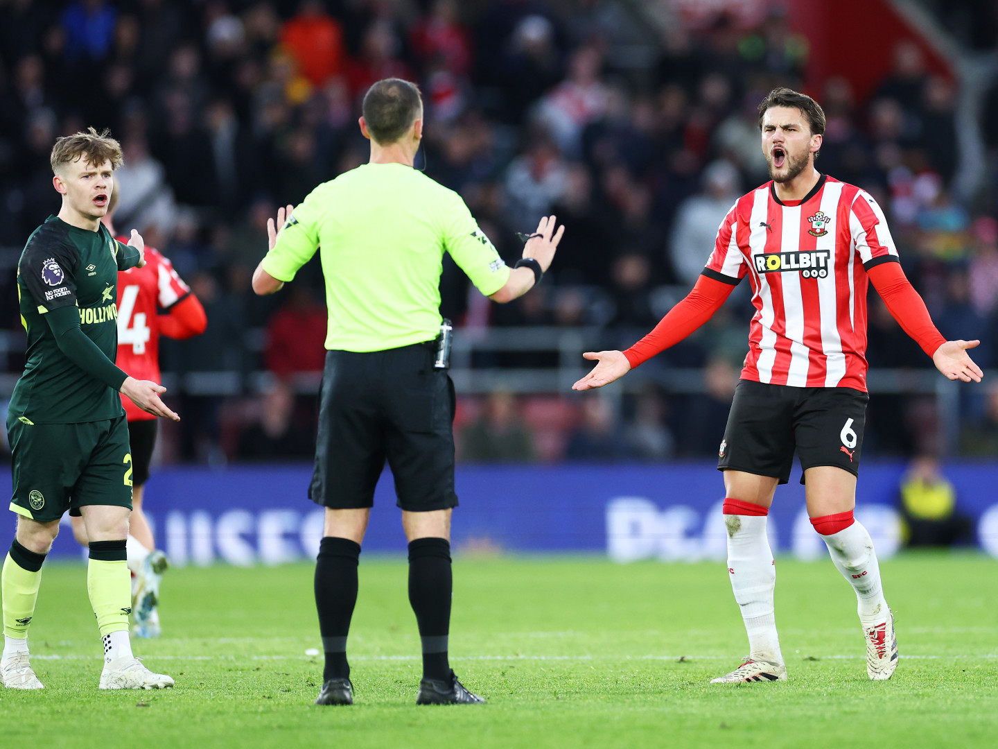 Live Matchday Images/2024-25/20250104 Southampton vs Brentford/GettyImages-2192396552_ktrcaf