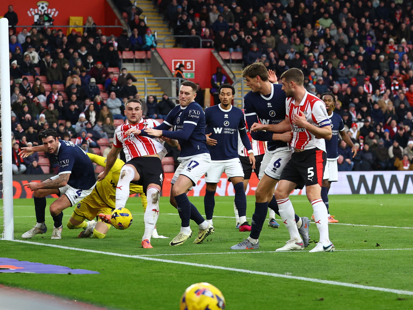 Live Matchday Images/2025-26/20260101 Southampton vs Millwall/106A7497_t1Rkzr9k_20260101034610_o8ga0e